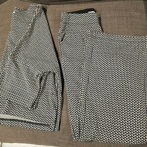 Max Studio London Set Black and White Patterned Elastic Waist Wide Leg